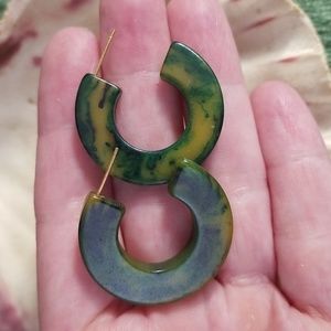 Vintage Marbled Green Colored Lucite Earrings TCJB1